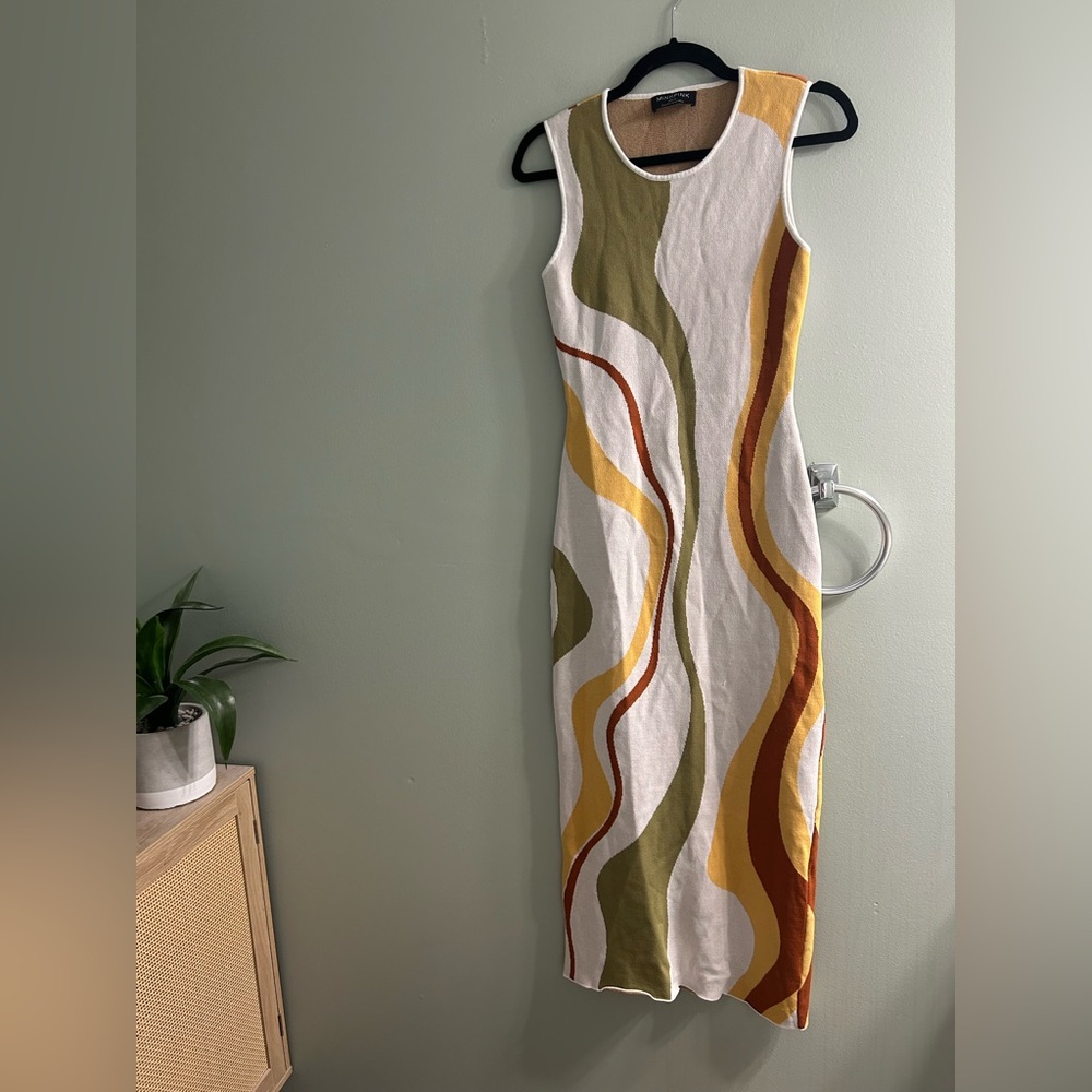 Minkpink Ziggy Knitted Midi Dress in Abstract Print stretchy vacation summer